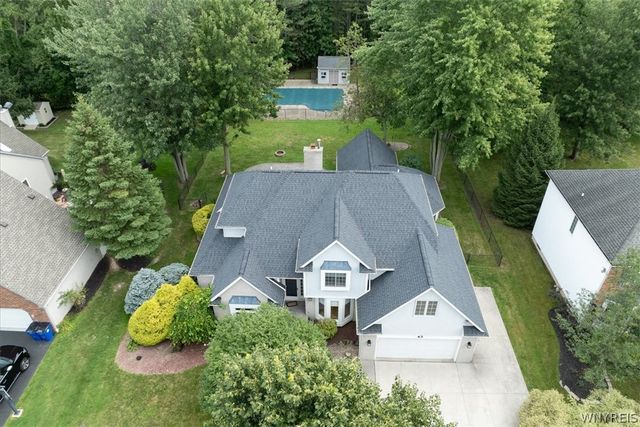43 East Pinelake Drive, Amherst, NY 14221