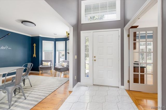 43 East Pinelake Drive, Amherst, NY 14221