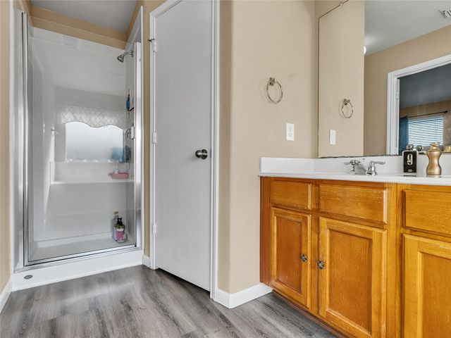 6531 Lost Pines Bend, Houston, TX 77049