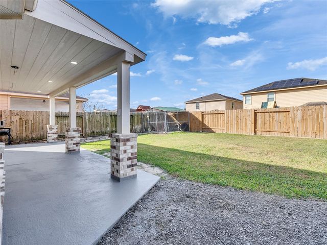 6531 Lost Pines Bend, Houston, TX 77049