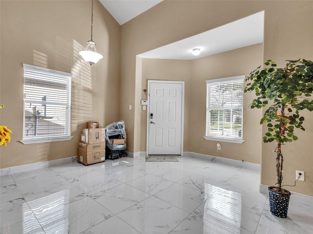 6531 Lost Pines Bend, Houston, TX 77049