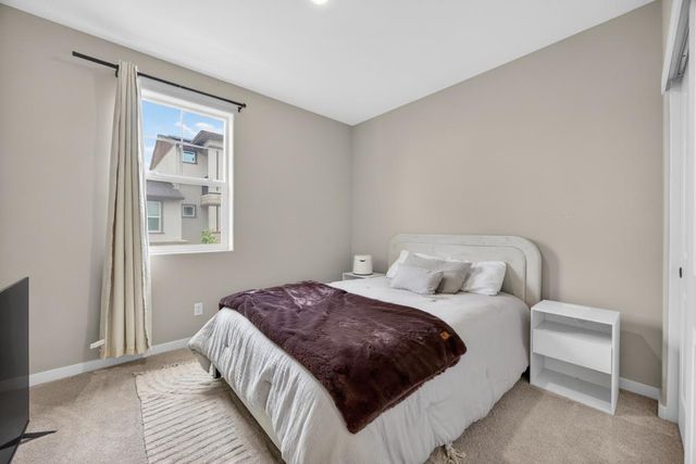 3074 Meadow Run Walk, Sacramento, CA 95833