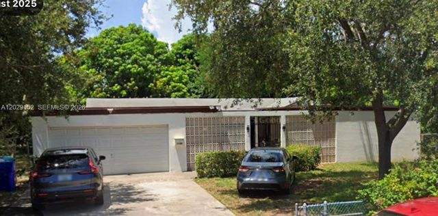 1220 S 29th Avenue, Hollywood, FL 33020