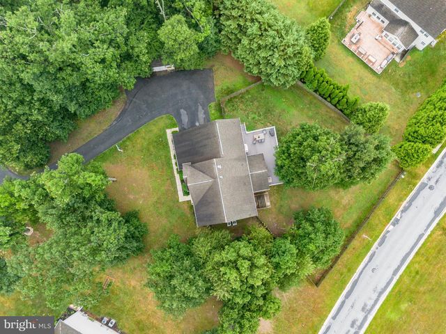 2805 RIDGELEIGH CT, Manchester, MD 21102