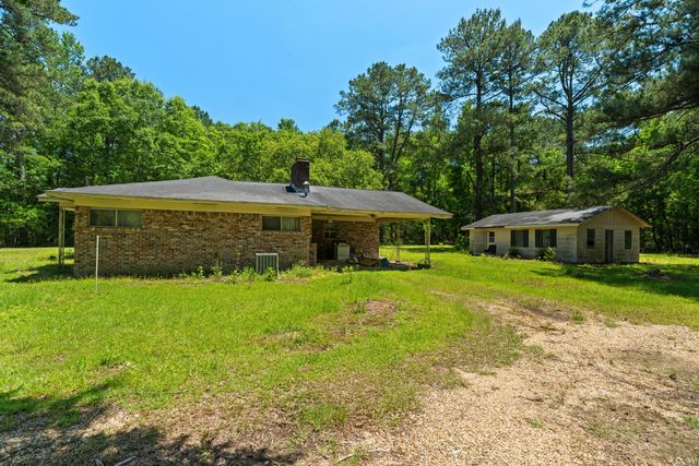 51 Old Rawls Springs, Hattiesburg, MS 39402