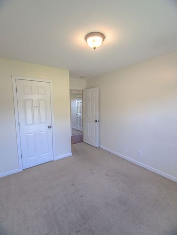 955 Russet Dr, Clarksville, TN 37040