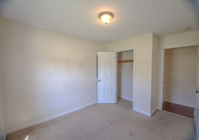 955 Russet Dr, Clarksville, TN 37040