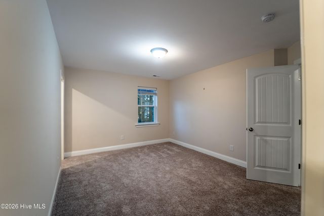 505 W Red Head Circle, Sneads Ferry, NC 28460