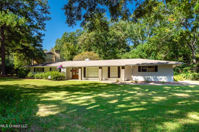 2258 Bellingrath Road, Jackson, MS 39211