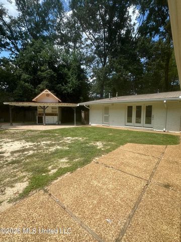 2258 Bellingrath Road, Jackson, MS 39211