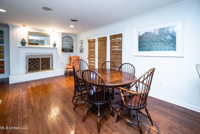 2258 Bellingrath Road, Jackson, MS 39211