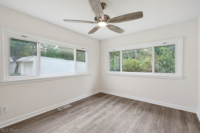 1628 Parker Drive, Mayfield Heights, OH 44124