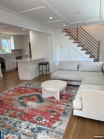 91 Columbus Drive, Tenafly, NJ 07670