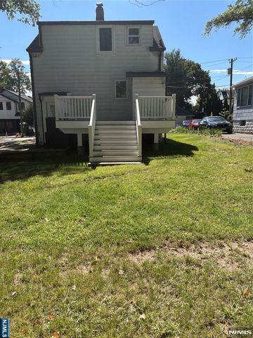 91 Columbus Drive, Tenafly, NJ 07670