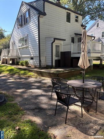 91 Columbus Drive, Tenafly, NJ 07670
