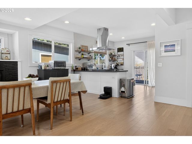 3344 Ne 74TH Ave, Portland, OR 97213