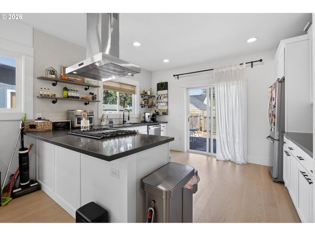 3344 Ne 74TH Ave, Portland, OR 97213