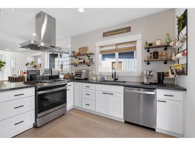 3344 Ne 74TH Ave, Portland, OR 97213