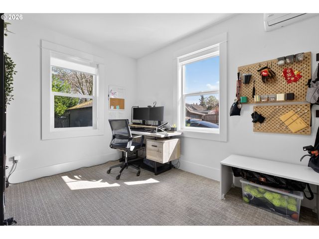 3344 Ne 74TH Ave, Portland, OR 97213