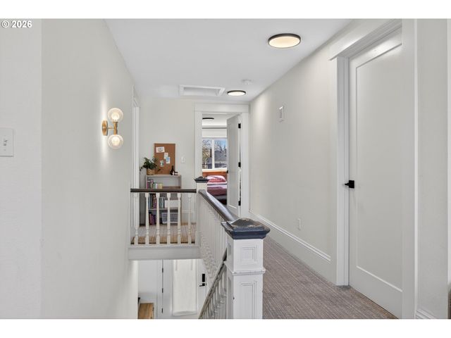 3344 Ne 74TH Ave, Portland, OR 97213