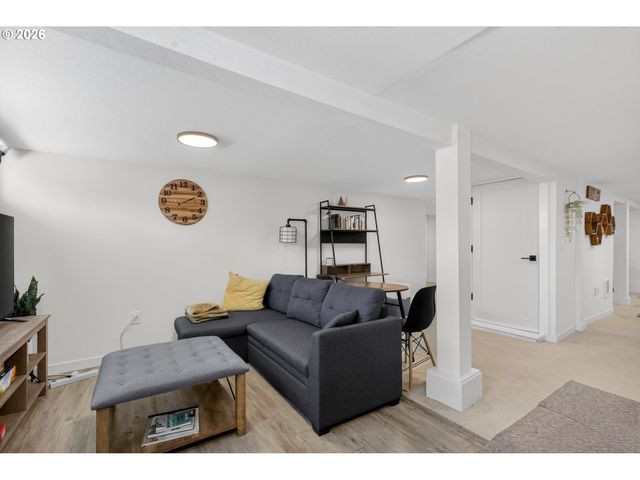 3344 Ne 74TH Ave, Portland, OR 97213