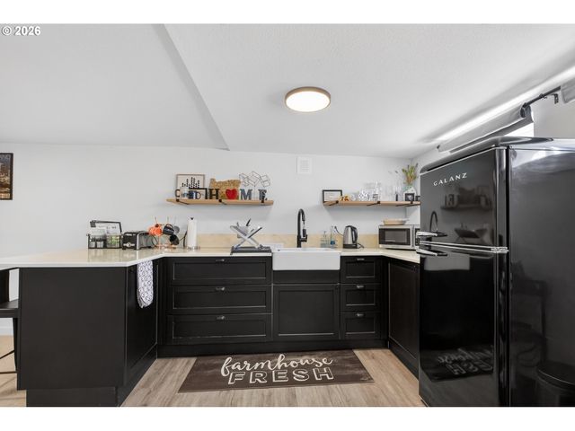 3344 Ne 74TH Ave, Portland, OR 97213