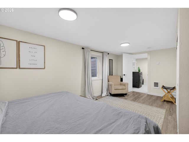 3344 Ne 74TH Ave, Portland, OR 97213