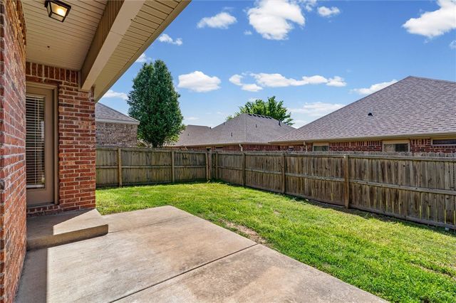 2641 Villa Boulevard, Fayetteville, AR 72703