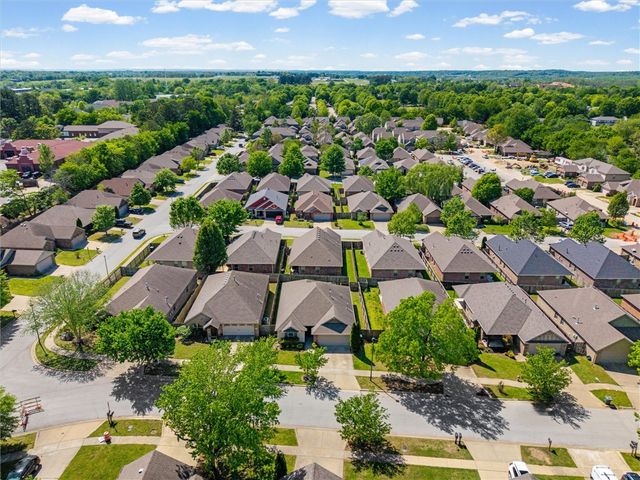 2641 Villa Boulevard, Fayetteville, AR 72703