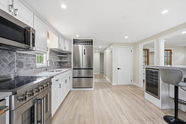 14 Ahab, Yarmouth, MA 02675