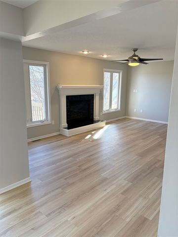 4458 Ashley Park Drive, West Des Moines, IA 50265