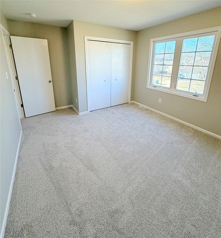 4458 Ashley Park Drive, West Des Moines, IA 50265