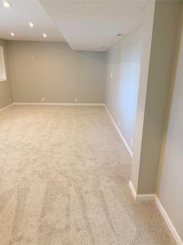 4458 Ashley Park Drive, West Des Moines, IA 50265