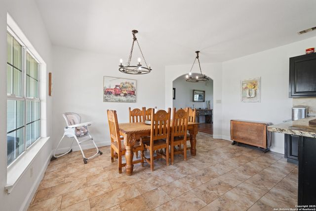 4495 N Sh 16, Jourdanton, TX 78026