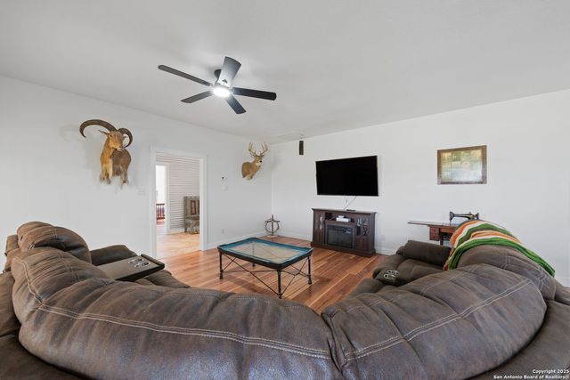 4495 N Sh 16, Jourdanton, TX 78026