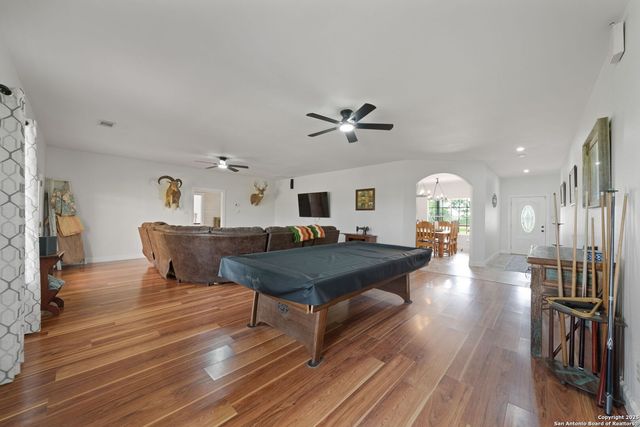 4495 N Sh 16, Jourdanton, TX 78026