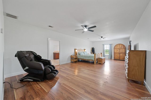 4495 N Sh 16, Jourdanton, TX 78026