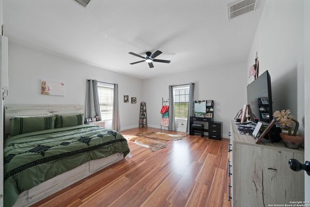 4495 N Sh 16, Jourdanton, TX 78026