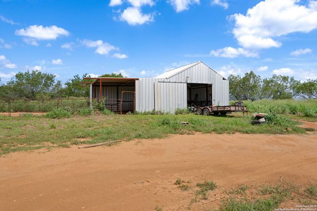 4495 N Sh 16, Jourdanton, TX 78026