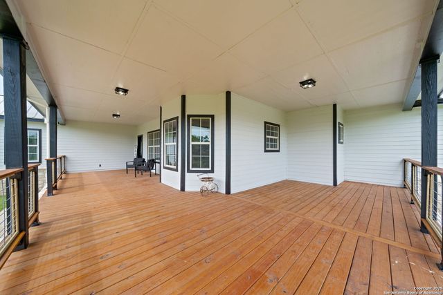 4495 N Sh 16, Jourdanton, TX 78026