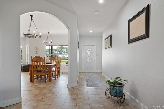 4495 N Sh 16, Jourdanton, TX 78026