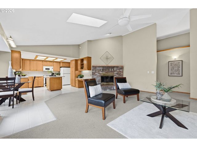 3105 WOLF MEADOWS Ln, Eugene, OR 97408