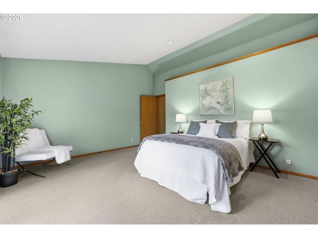 3105 WOLF MEADOWS Ln, Eugene, OR 97408