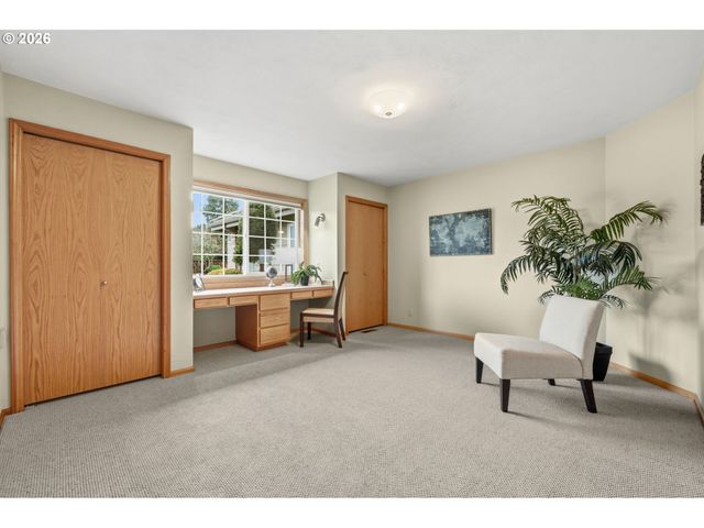 3105 WOLF MEADOWS Ln, Eugene, OR 97408