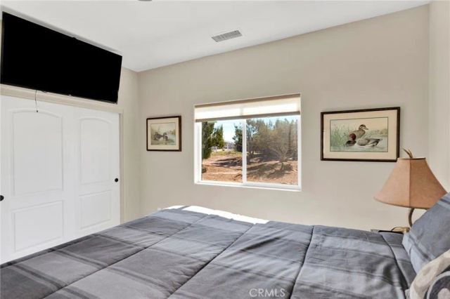 8140 Heartland, Oak Hills, CA 92344