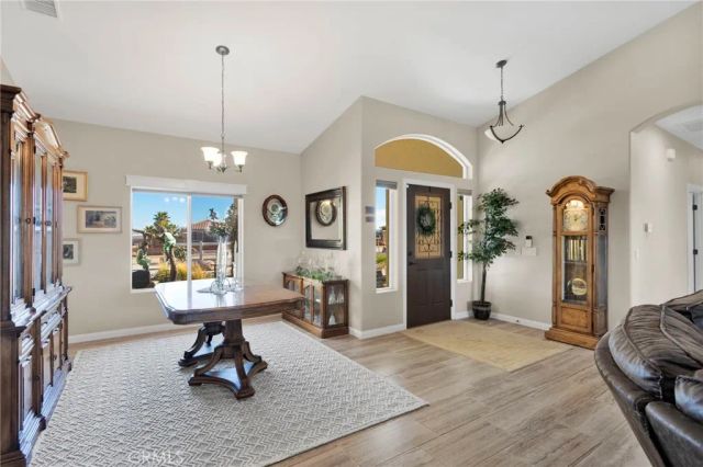 8140 Heartland, Oak Hills, CA 92344
