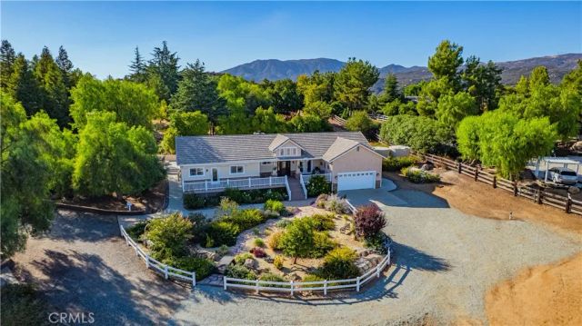 19315 Avenida Cordoba, Murrieta, CA 92562