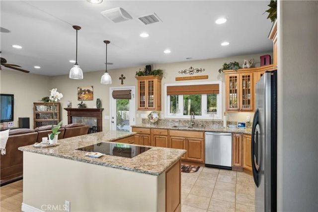 19315 Avenida Cordoba, Murrieta, CA 92562