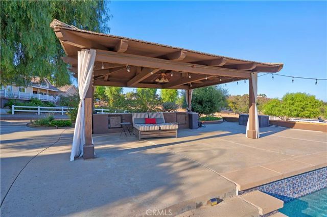19315 Avenida Cordoba, Murrieta, CA 92562
