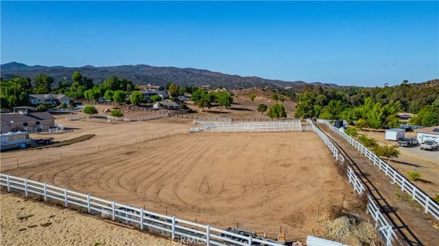 19315 Avenida Cordoba, Murrieta, CA 92562